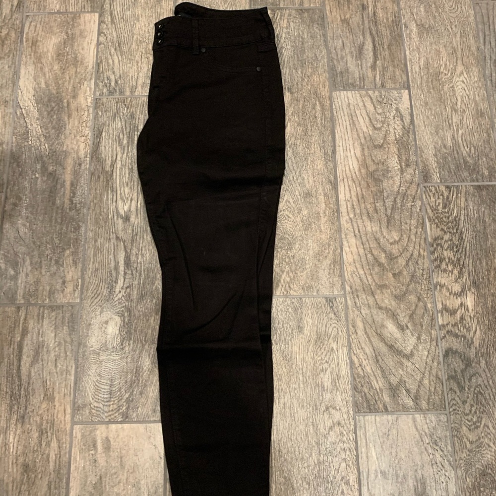 black skinny jeggings